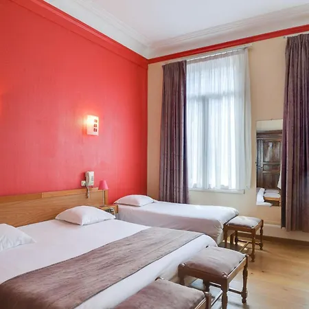 Hotel Brit Notre Dame 2*