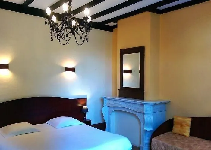 Brit Notre Dame Hotel 2*